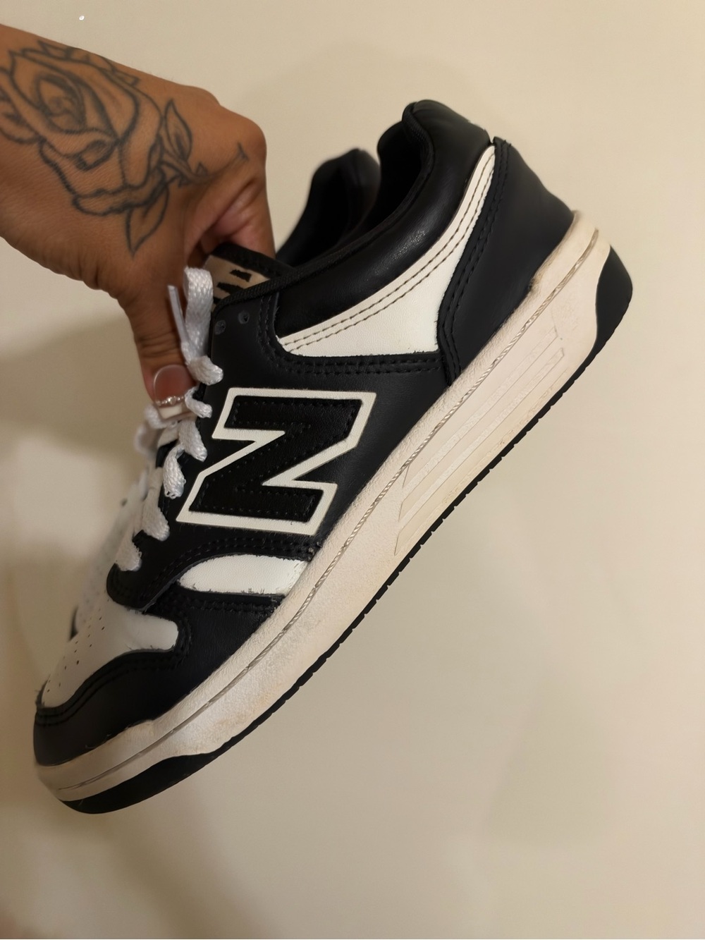 New Balance Men's Black and White Low-Top Sneakers